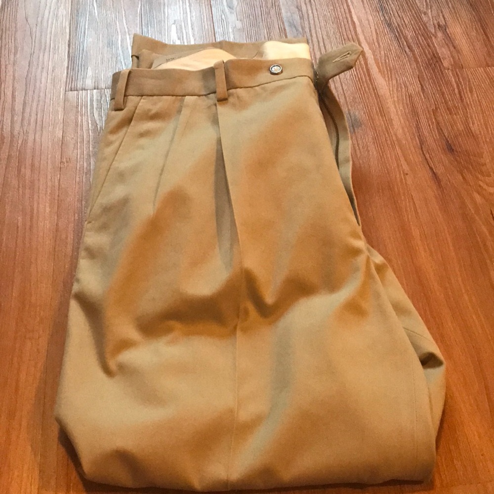 Enro Platinum khaki dress pant